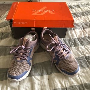 Vionic Women Sneaker
